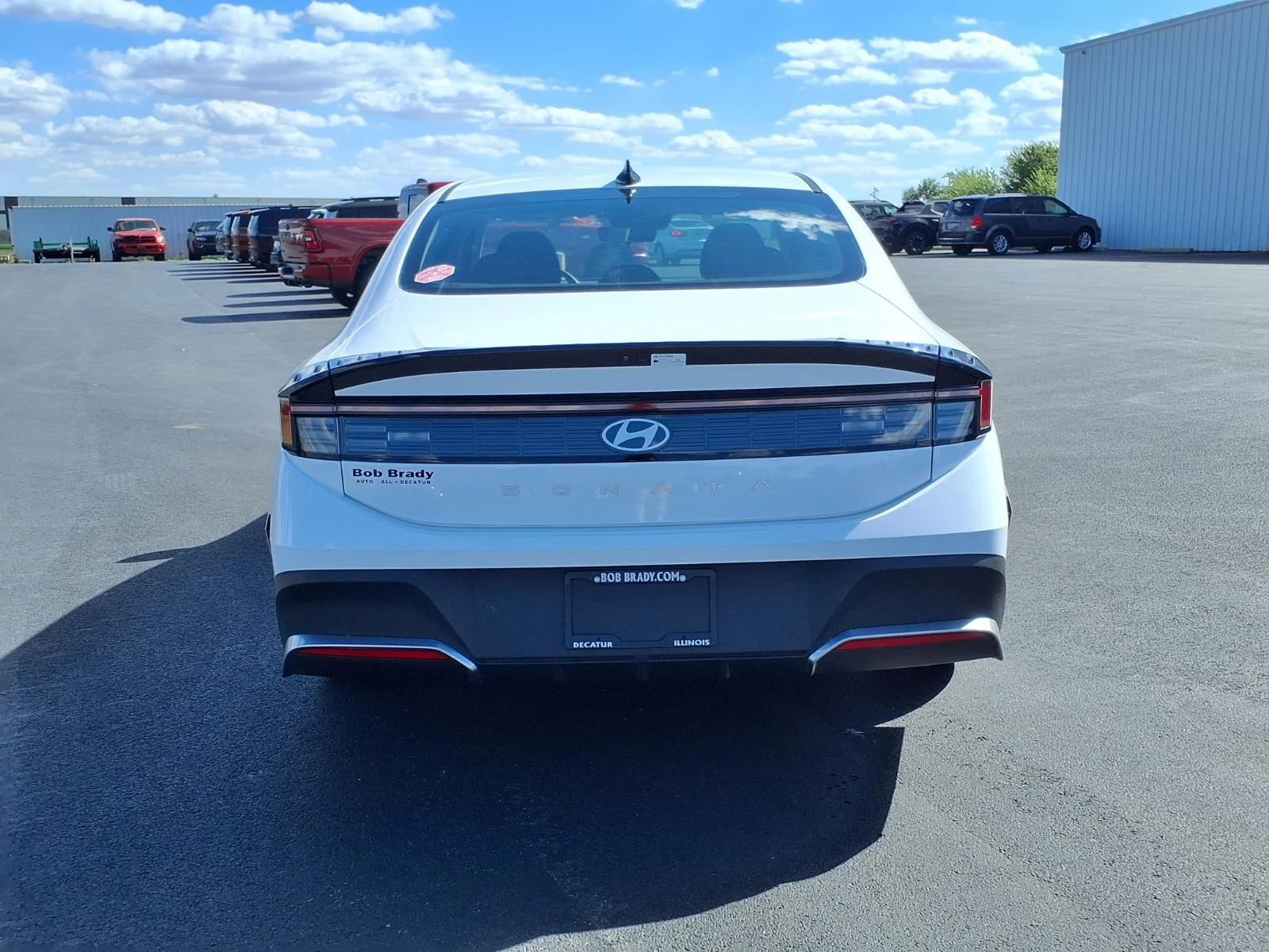 Certified Used 2025 White Hyundai SE image 16