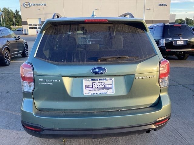 Used 2018 Jasmine Green Metallic Subaru 2.5i Premium image 10