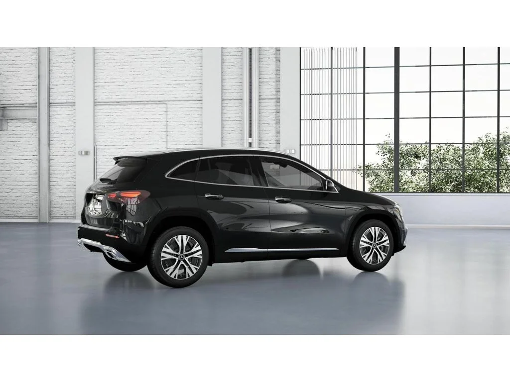 New 2026 Black Mercedes-Benz GLA 250 image 19