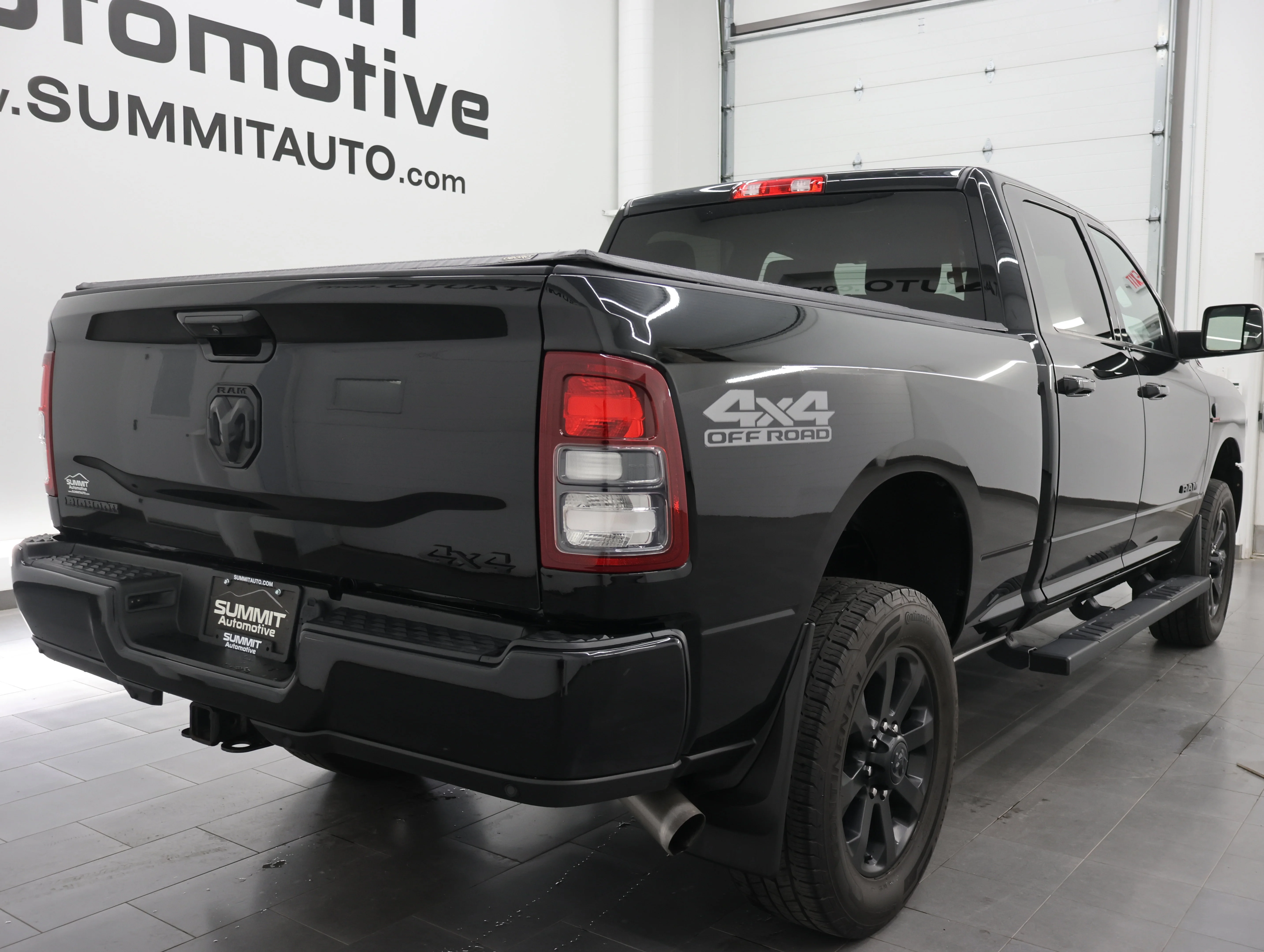 Used 2020 Diamond Black Crystal Pearlcoat Ram Big Horn image 4