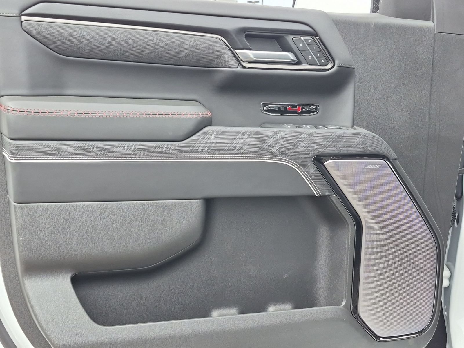 2026 GMC Sierra 1500 AT4X - Photo 22