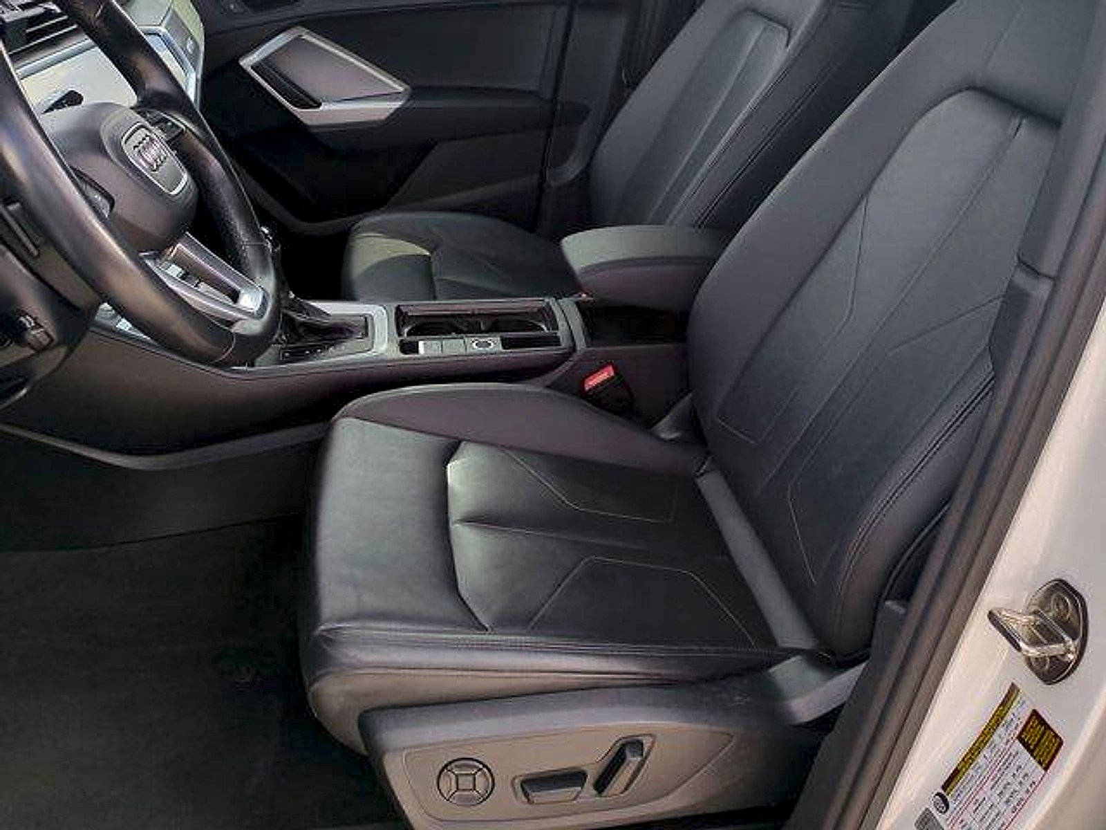 2024 Audi Q3 S Line Premium - Photo 19