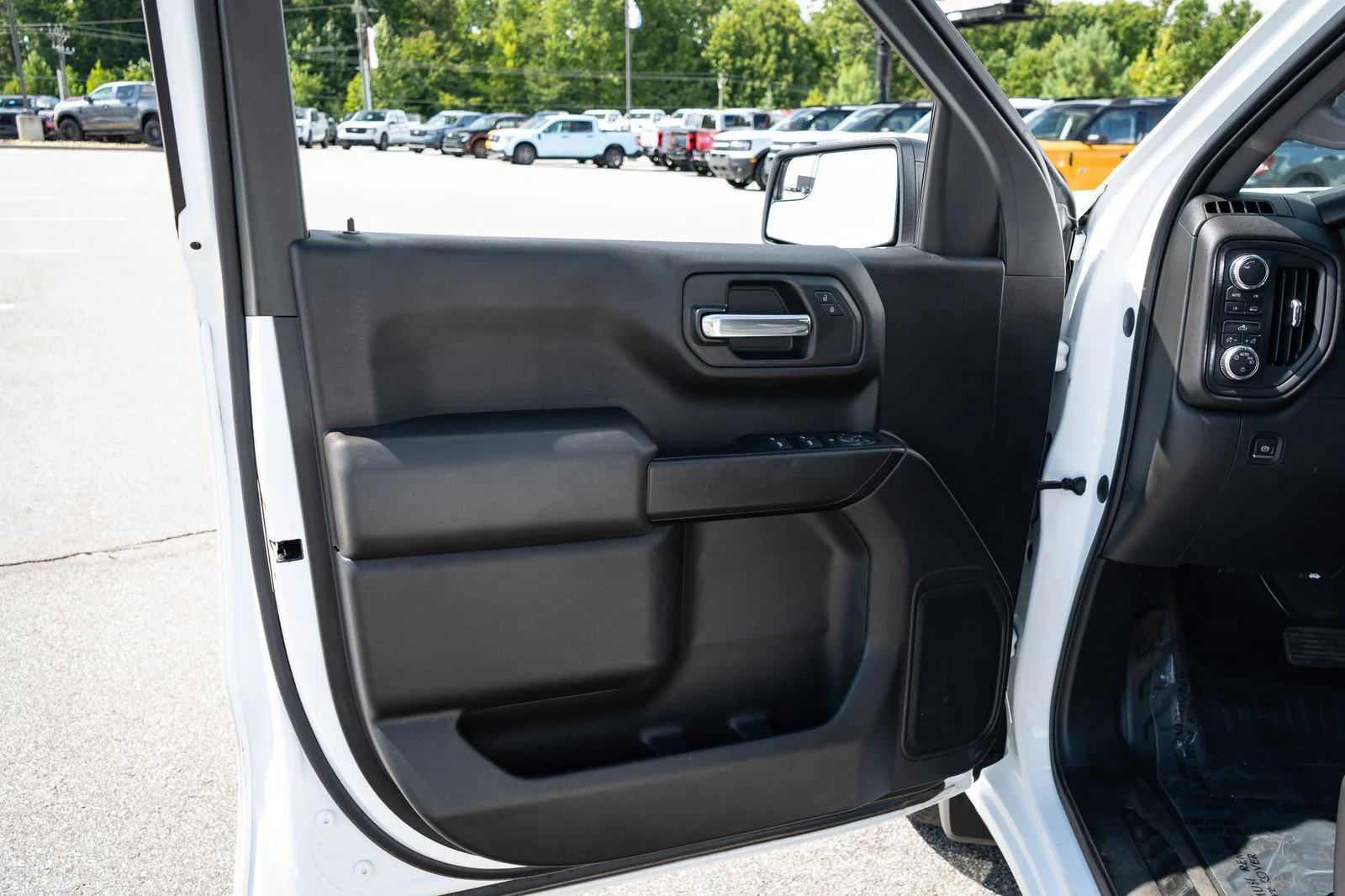 Used 2023 White GMC Pro image 16