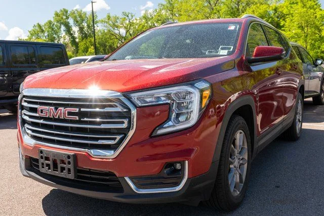 2022 GMC Terrain SLT AWD's photo