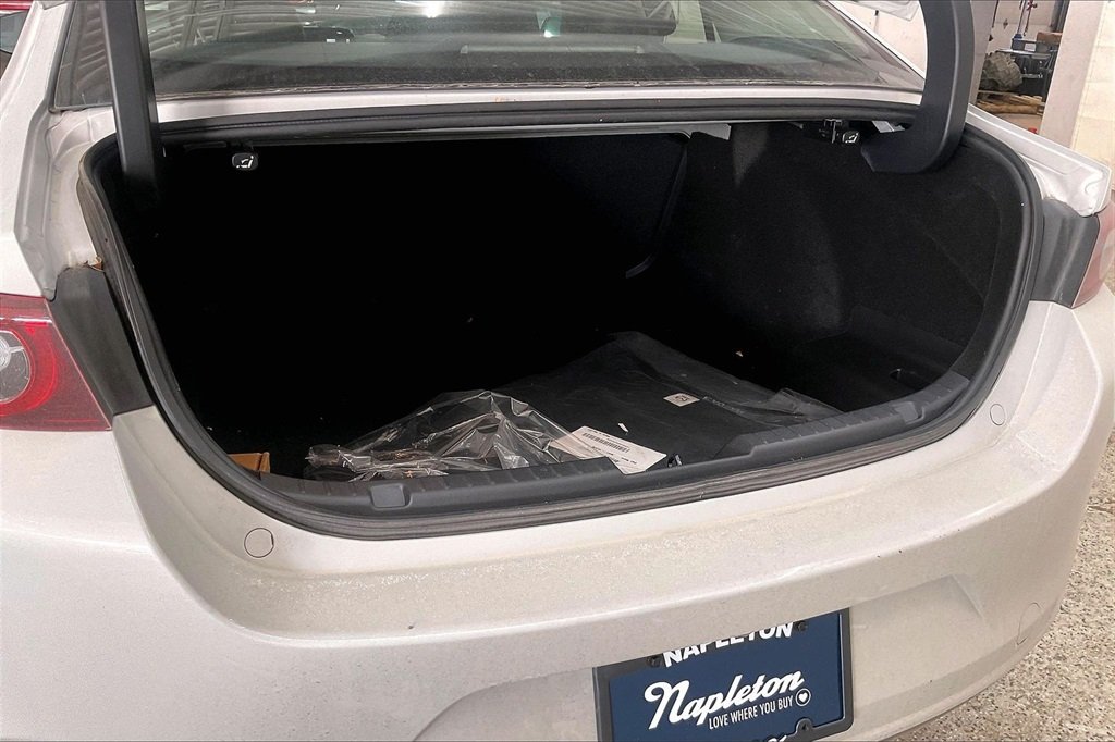 2025 MAZDA MAZDA3 - Image 27