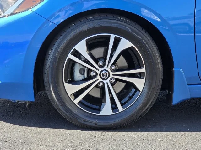 Certified Used 2022 Electric Blue Metallic Nissan SV image 30