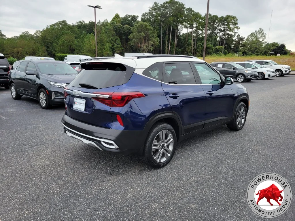 Used 2022 Blue Kia S image 5