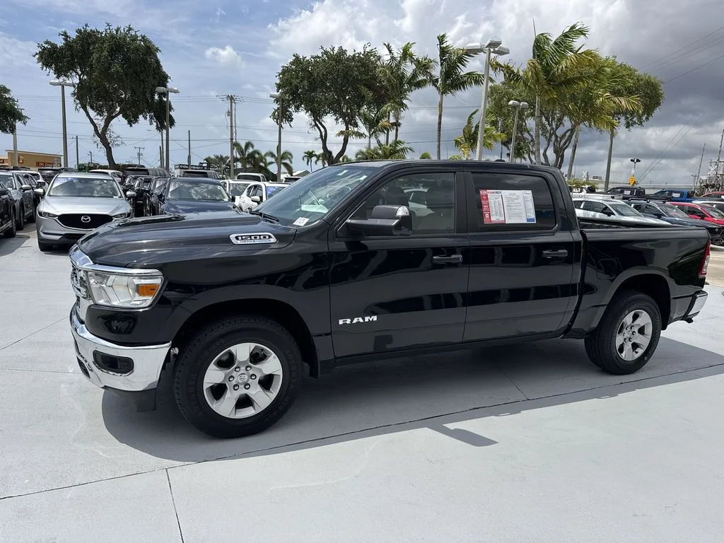 Used 2023 Diamond Black Ram Big Horn/Lone Star image 10