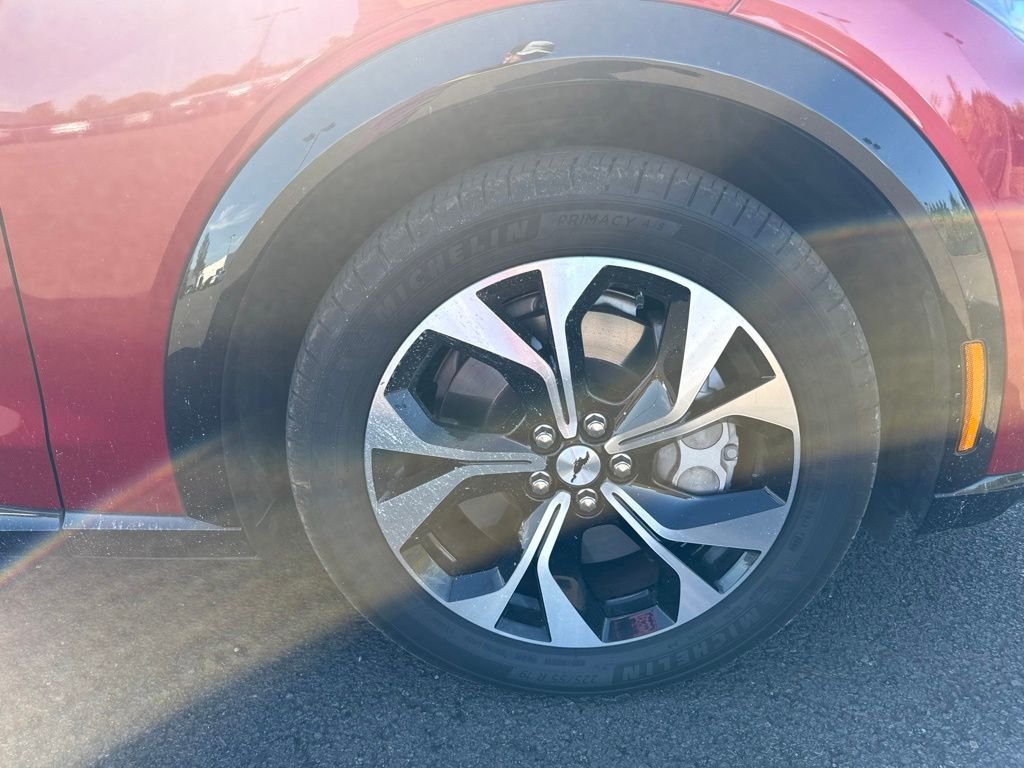 Used 2023 Rapid Red Metallic Tinted Clearcoat Ford Premium image 26