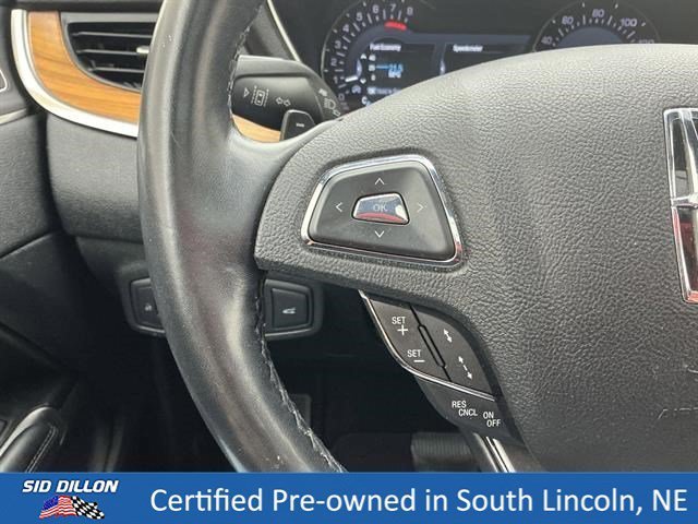 Certified Used 2019 White Platinum Metallic Tri-Coat Lincoln Reserve image 9