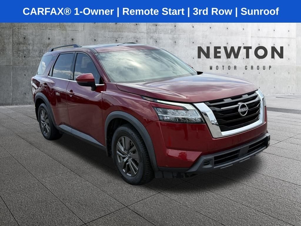 Used 2022 Scarlet Ember Nissan SV image 1