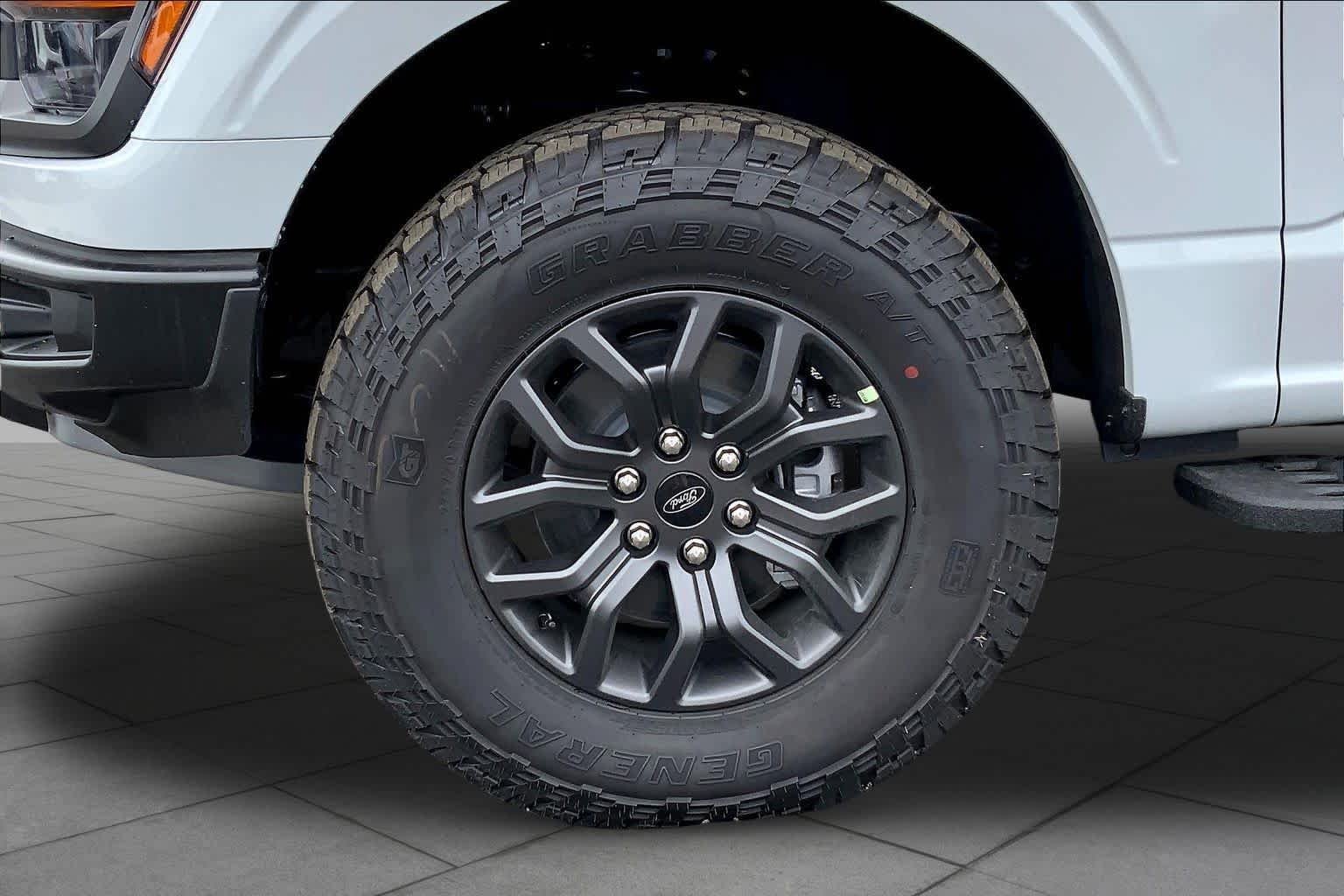 New 2026 Avalanche Ford Tremor® image 12