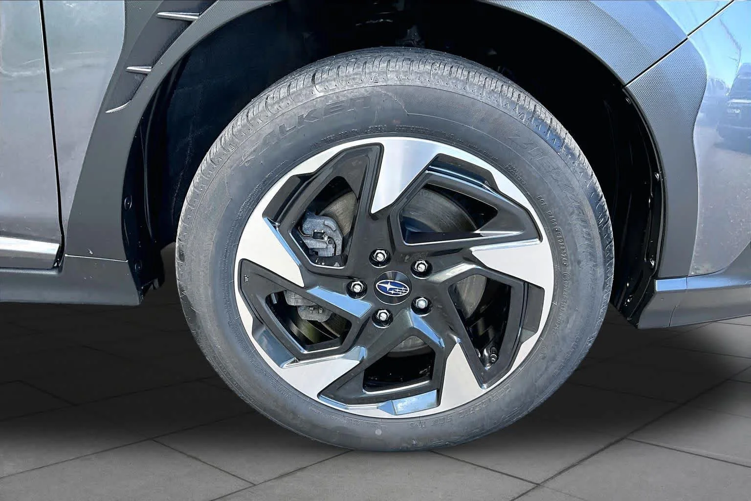 Used 2024 Magnetite Gray Metallic Subaru Limited image 11