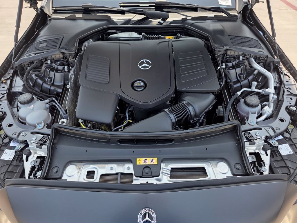 New 2026 MANUFAKTUR exclusive graphite grey magno Mercedes-Benz C 300 image 56
