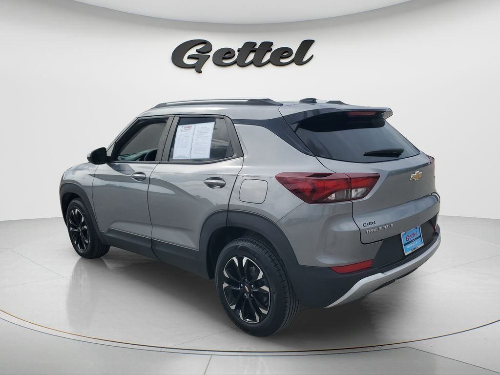 Used 2023 Gray Chevrolet LT image 6