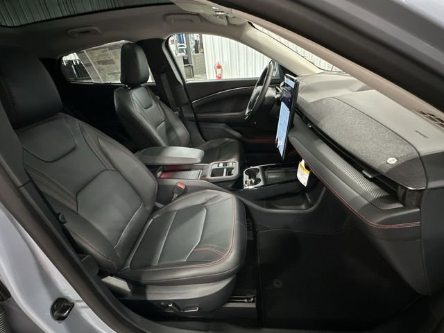 New 2026 Glacier Gray Metallic Tri-coat Ford Premium image 30
