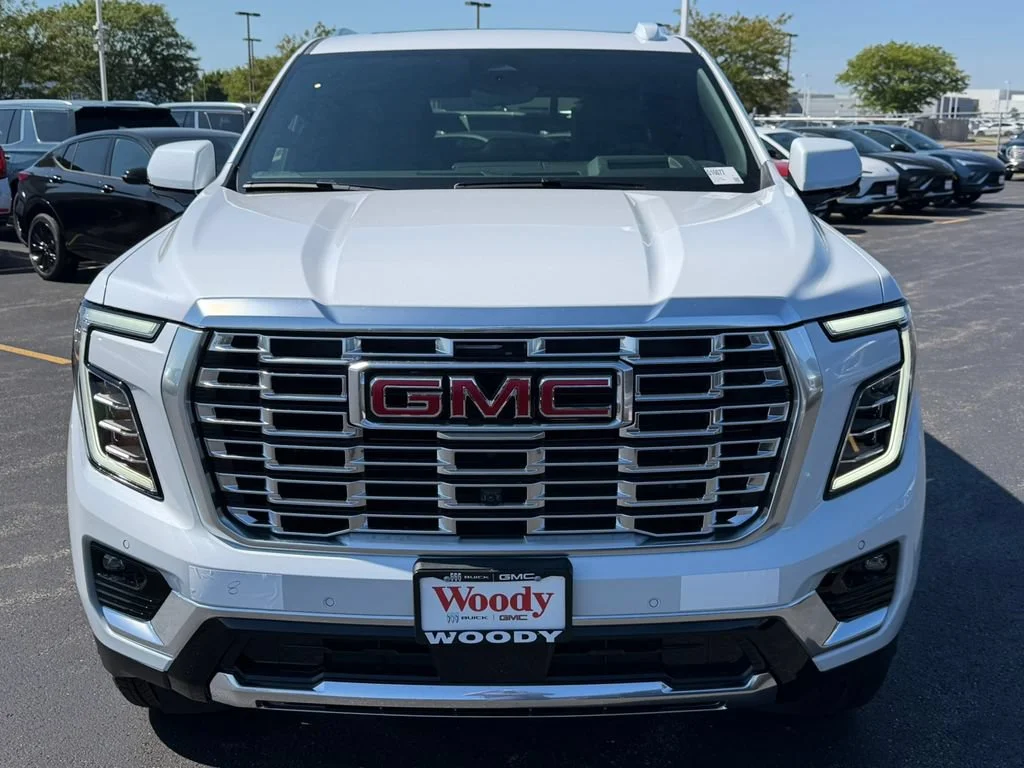 2026 GMC Yukon Denali - Photo 6