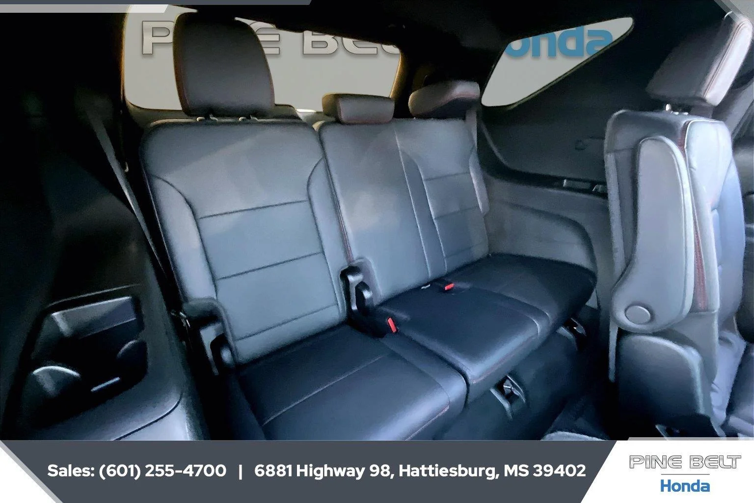 Used 2026 Mosaic Black Metallic Chevrolet FWD RS image 21