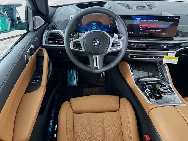 New 2027 Green Metallic BMW M60i image 24