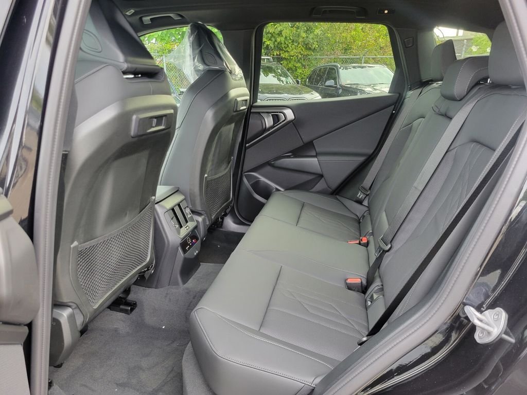 2026 BMW X3 30 - Photo 17