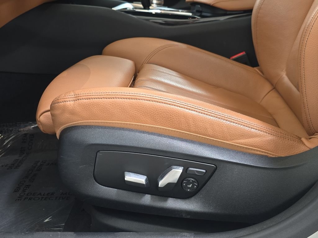 Certified Used 2023 Mineral White Metallic BMW 530i image 28
