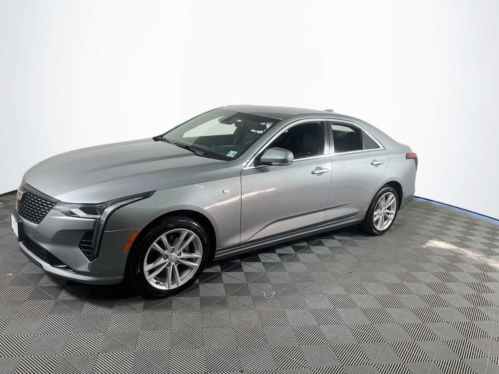 2023 Cadillac CT4