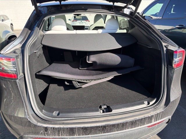 Used 2024 Stealth Gray Tesla Long Range image 11
