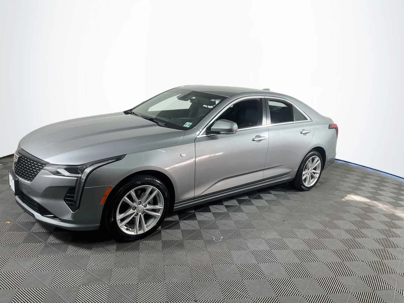 2023 Cadillac CT4