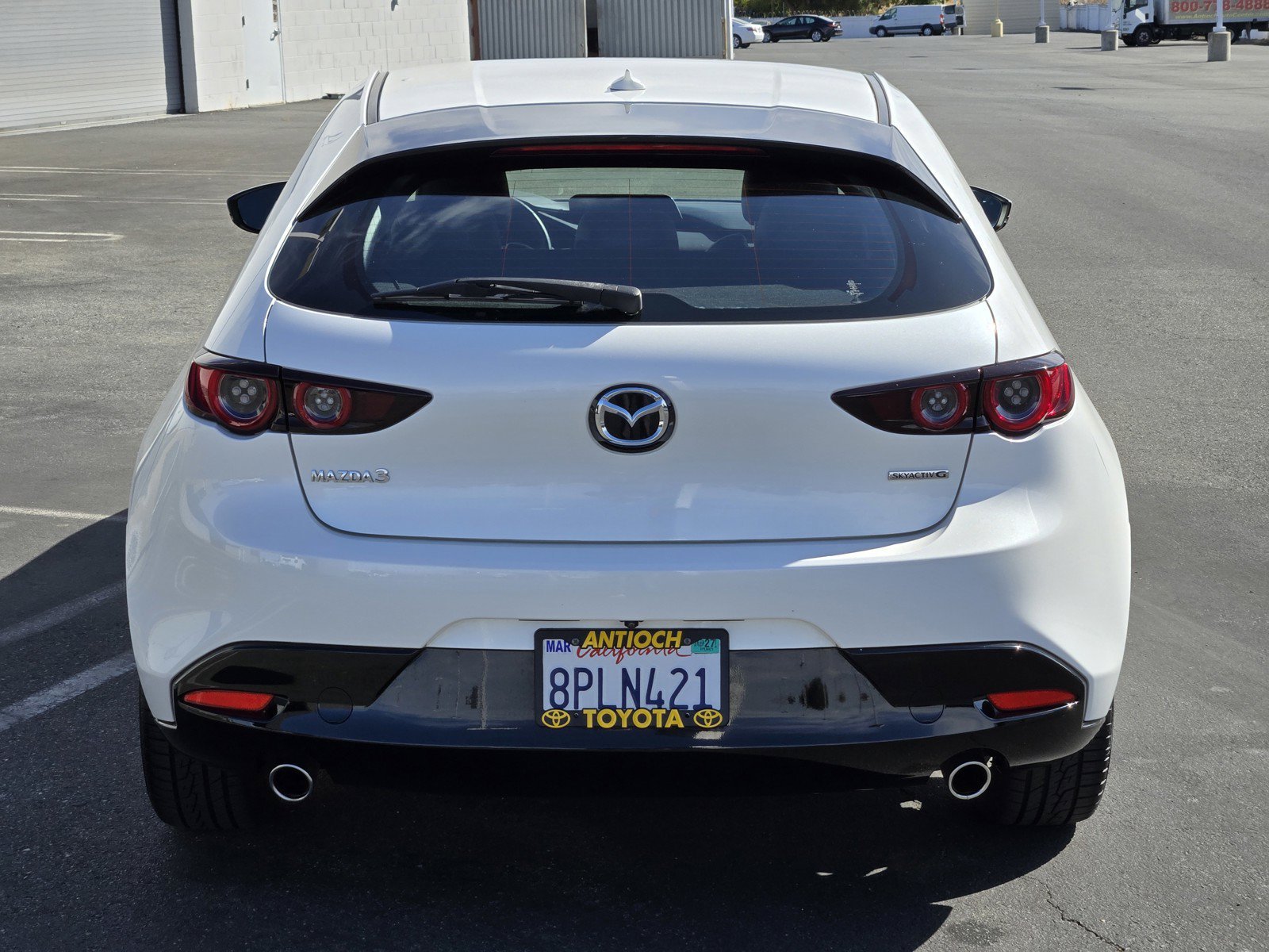 Used 2020 Snowflake White Pearl Mica Mazda Preferred Package image 5