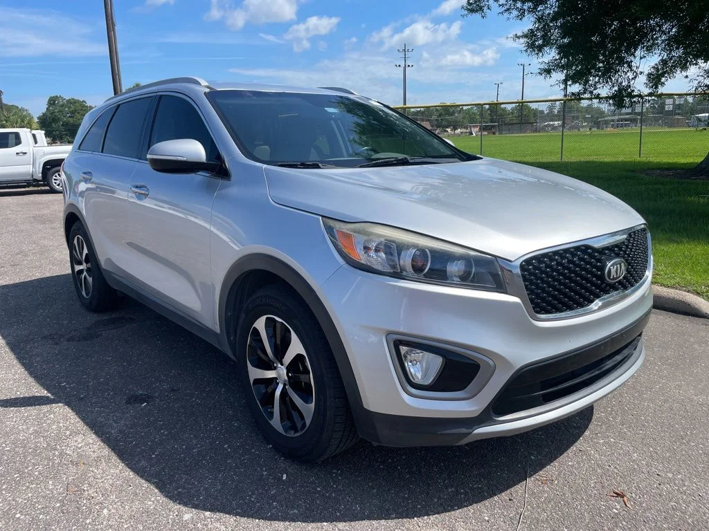 2016 Kia Sorento EX V6 AT's photo