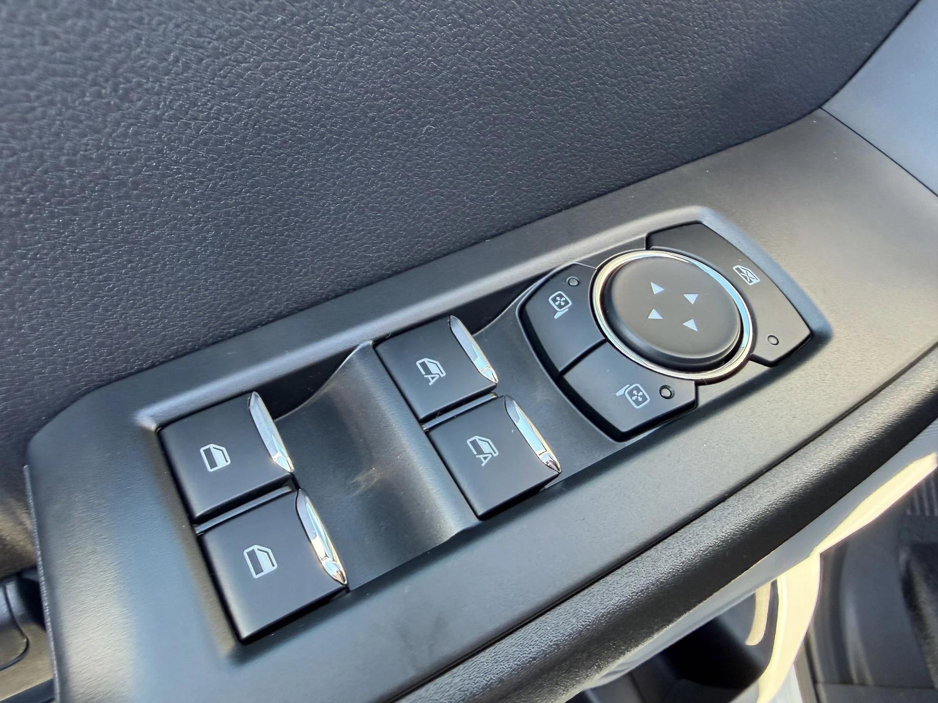 New 2026 Oxford White Ford F-450® XL image 17