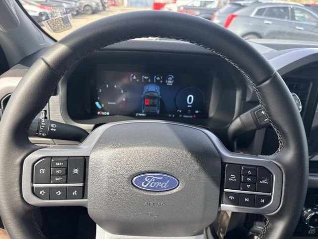 Used 2025 Atlas Blue Metallic Ford XLT image 36