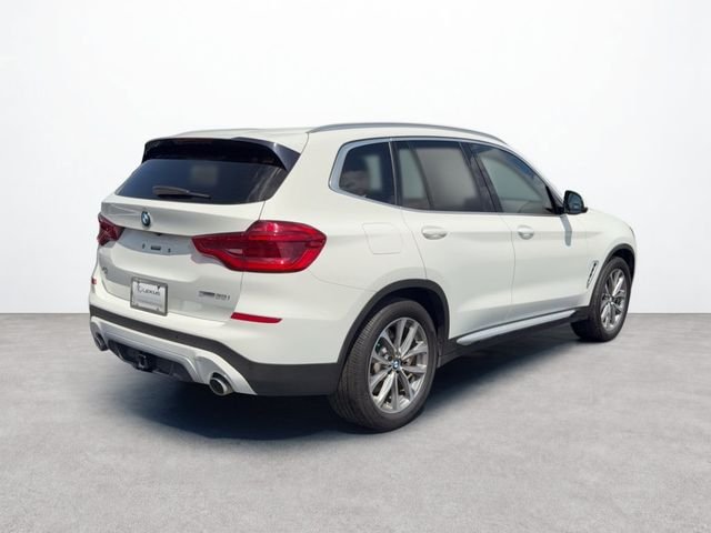 Used 2019 White BMW sDrive30i image 5