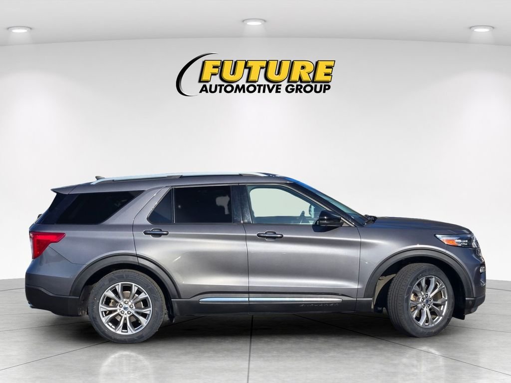 Used 2021 Gray Ford Limited image 3