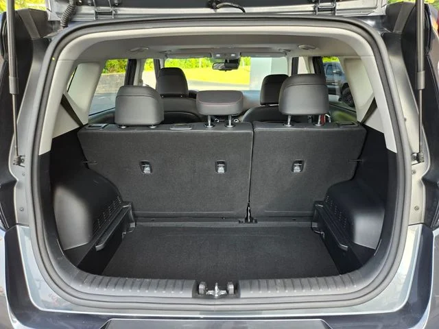 Used 2024 Gray Kia GT-Line image 20
