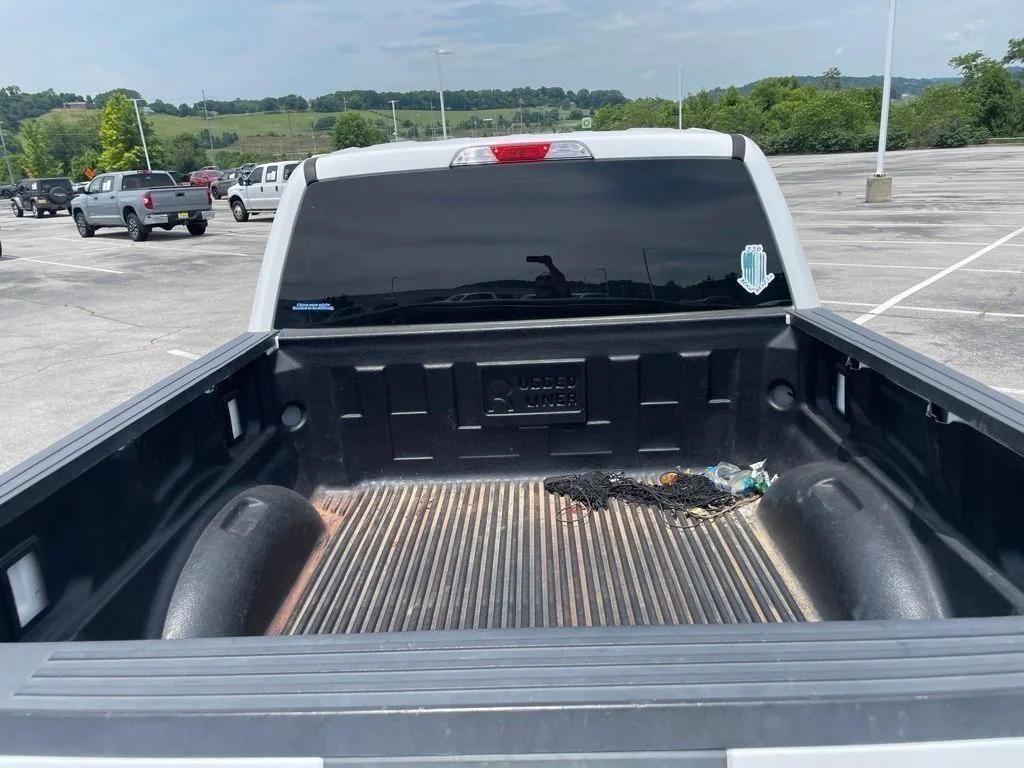 Used 2018 White Ford XLT image 5