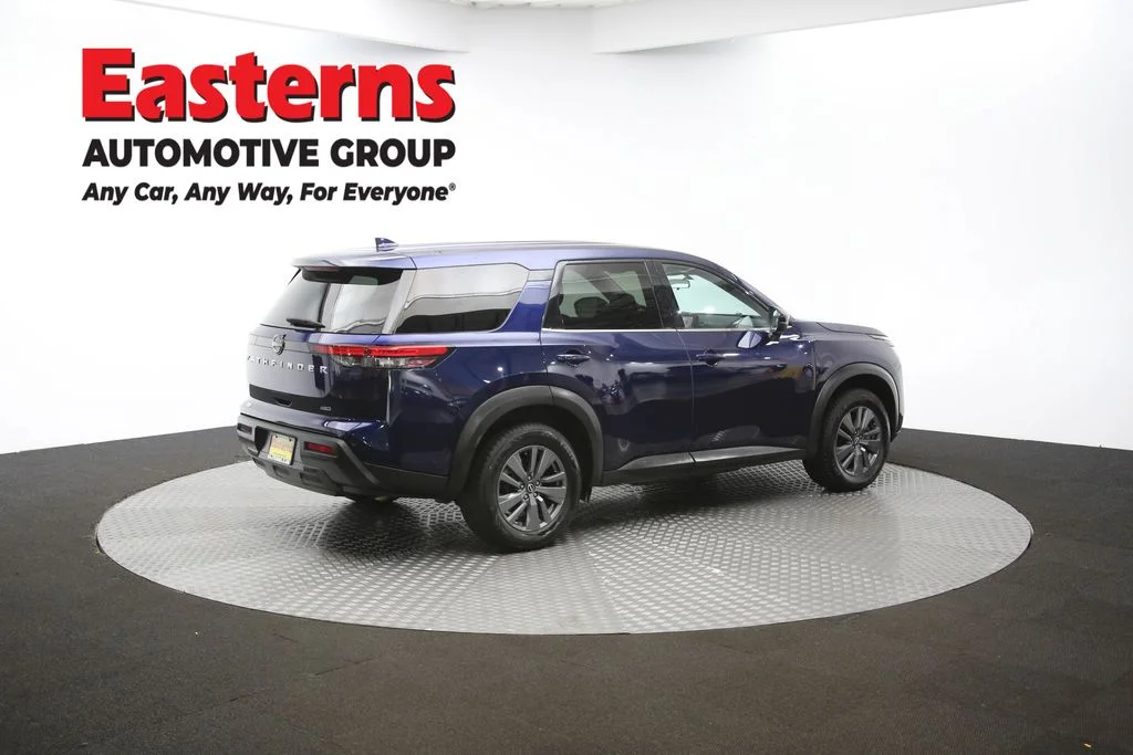 Used 2022 Blue Nissan S image 40