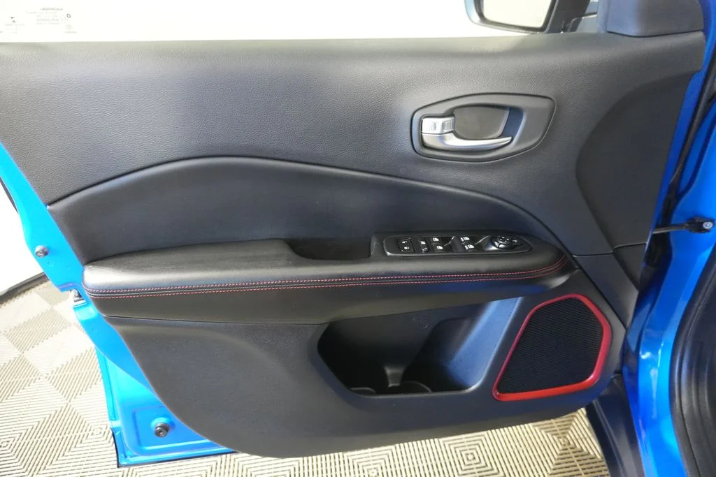 Used 2020 Blue Jeep Trailhawk image 25