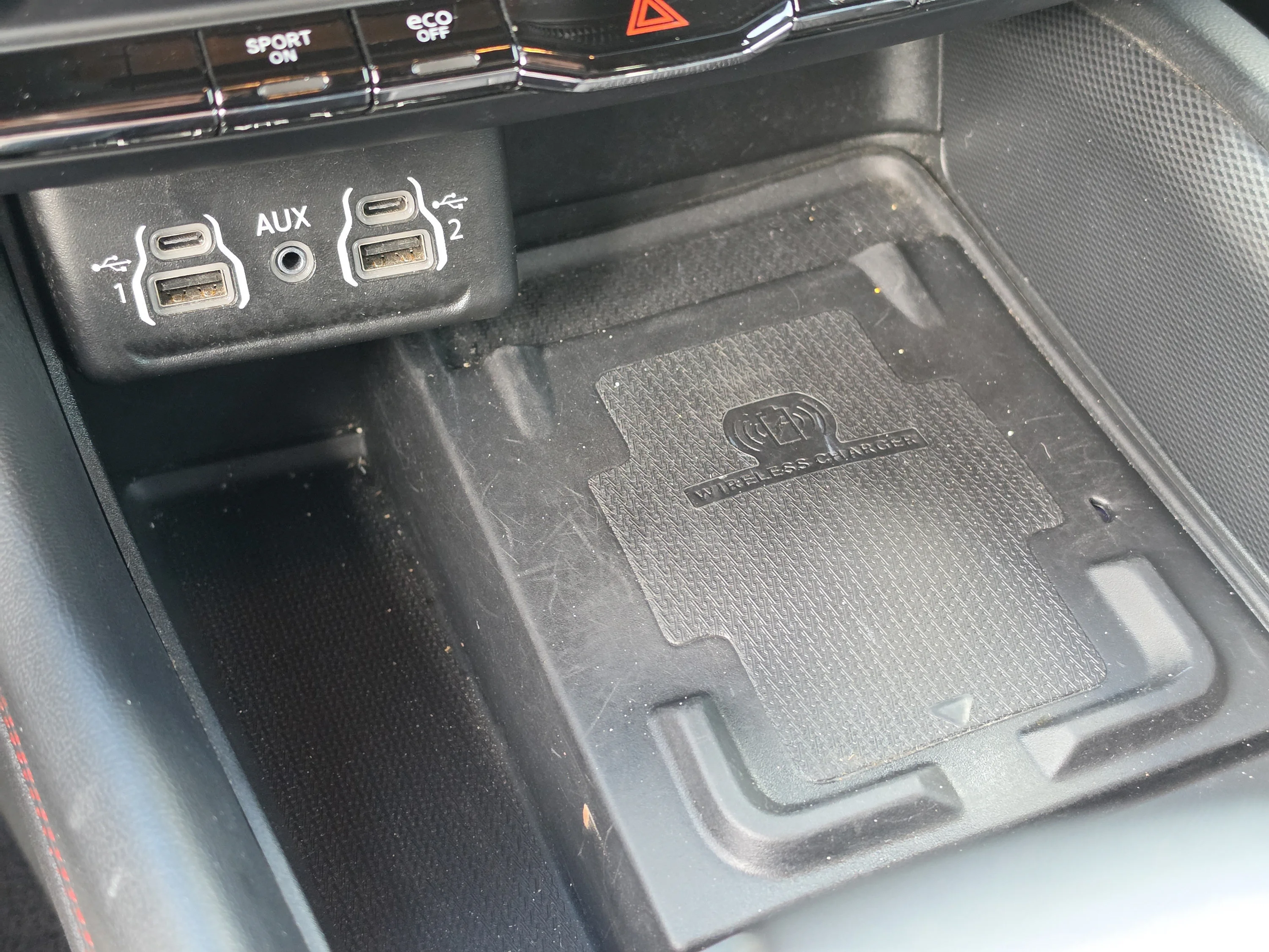 Used 2023 White Knuckle Clearcoat Dodge R/T Plus image 32