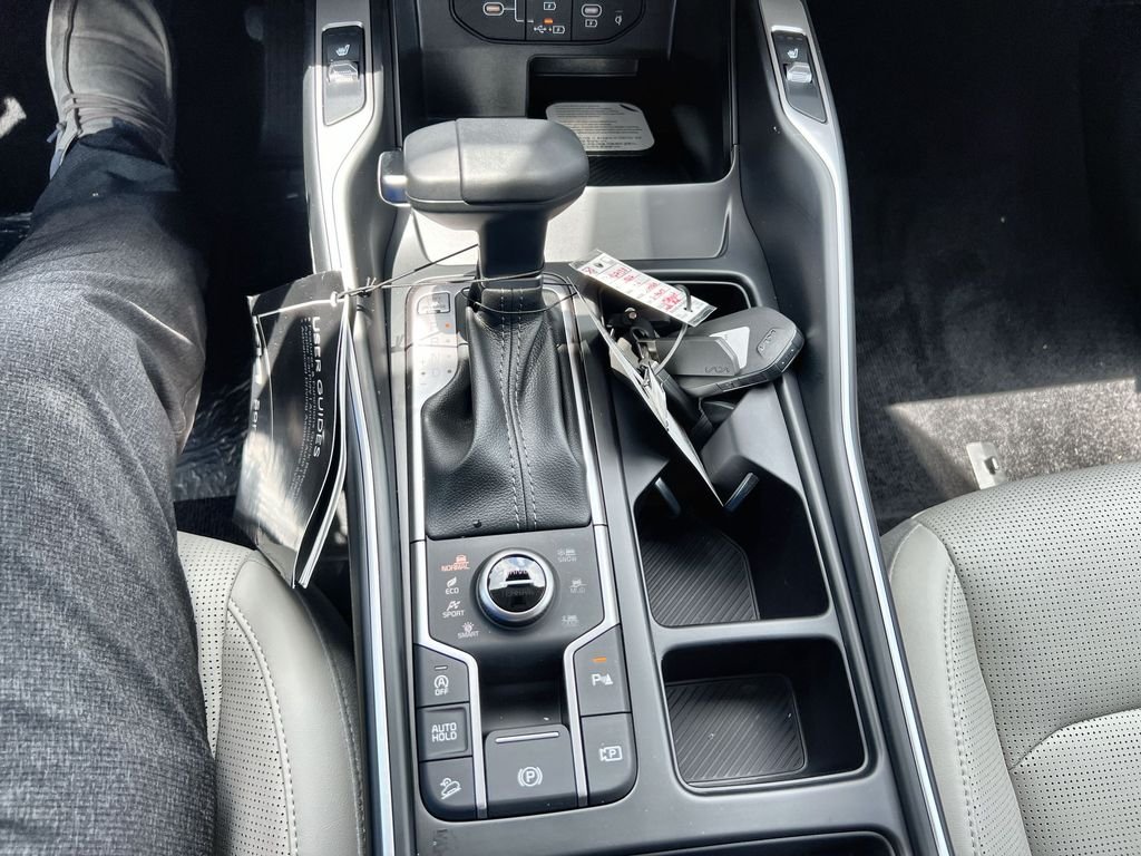 New 2026 Black Kia S image 19