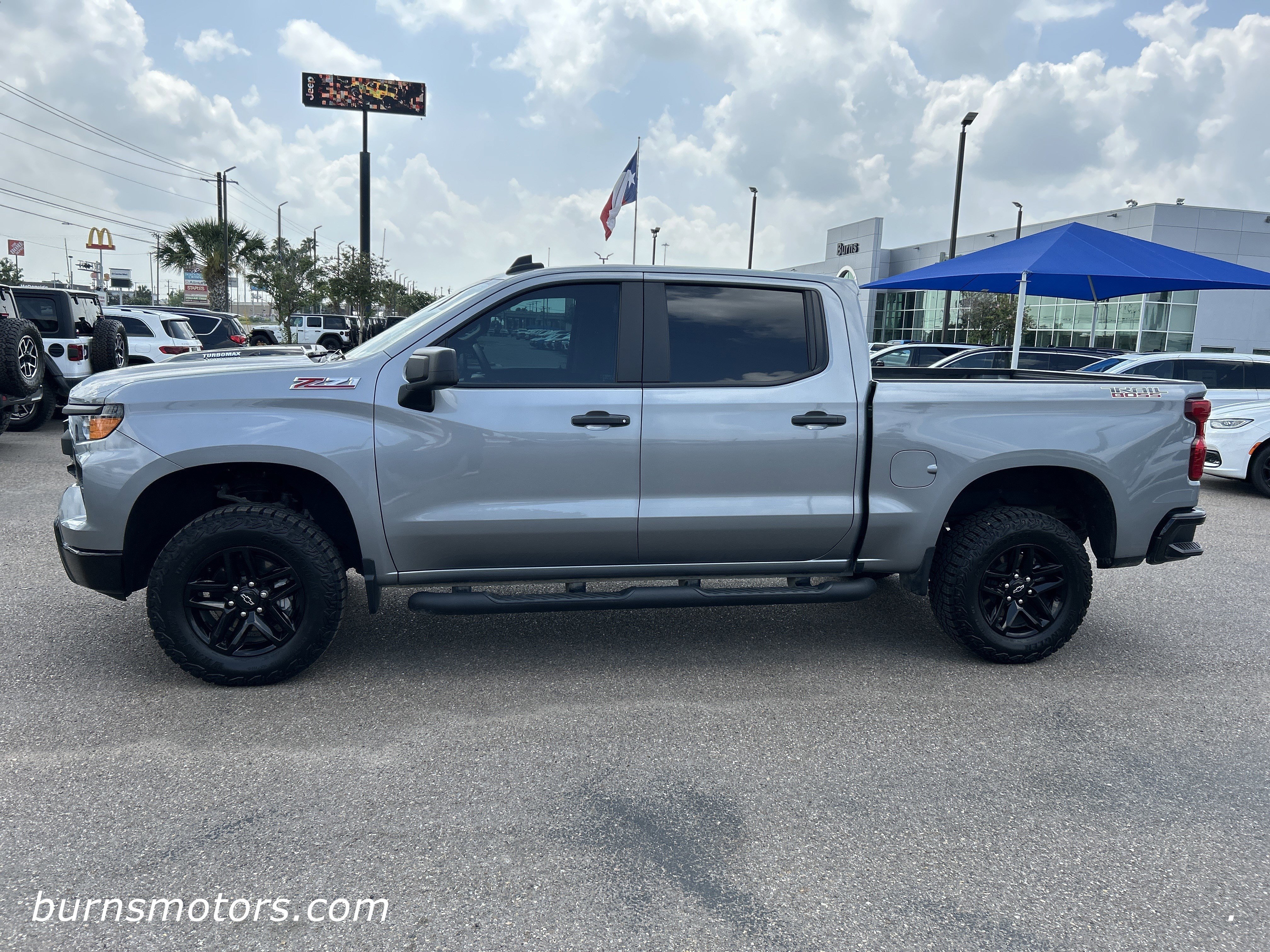 Used 2026 Sterling Gray Chevrolet Custom Trail Boss Z71 image 5