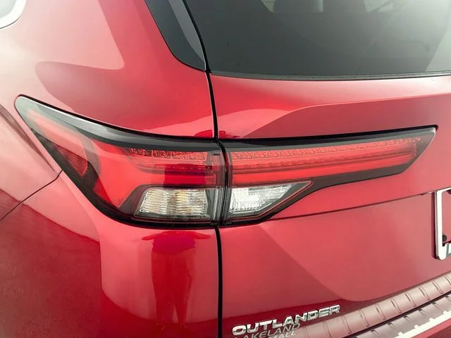 Certified Used 2024 Red Mitsubishi SE Black Edition image 23