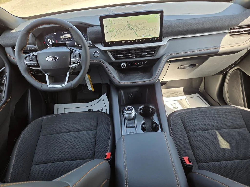 New 2026 Star White Metallic Tri-Coat Ford Tremor® image 13
