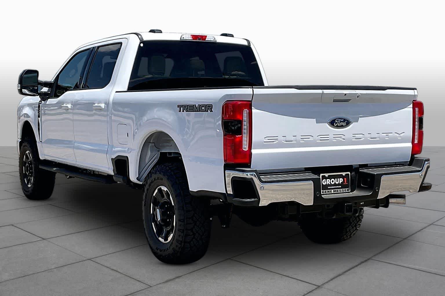 New 2026 Oxford White Ford F-250® Lariat® image 12