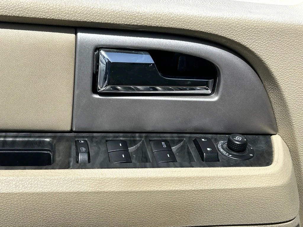 Certified Used 2017 Ingot Silver Ford Limited image 18
