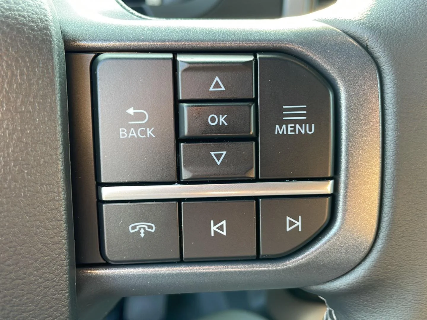 New 2026 Avalanche Ford XLT image 15