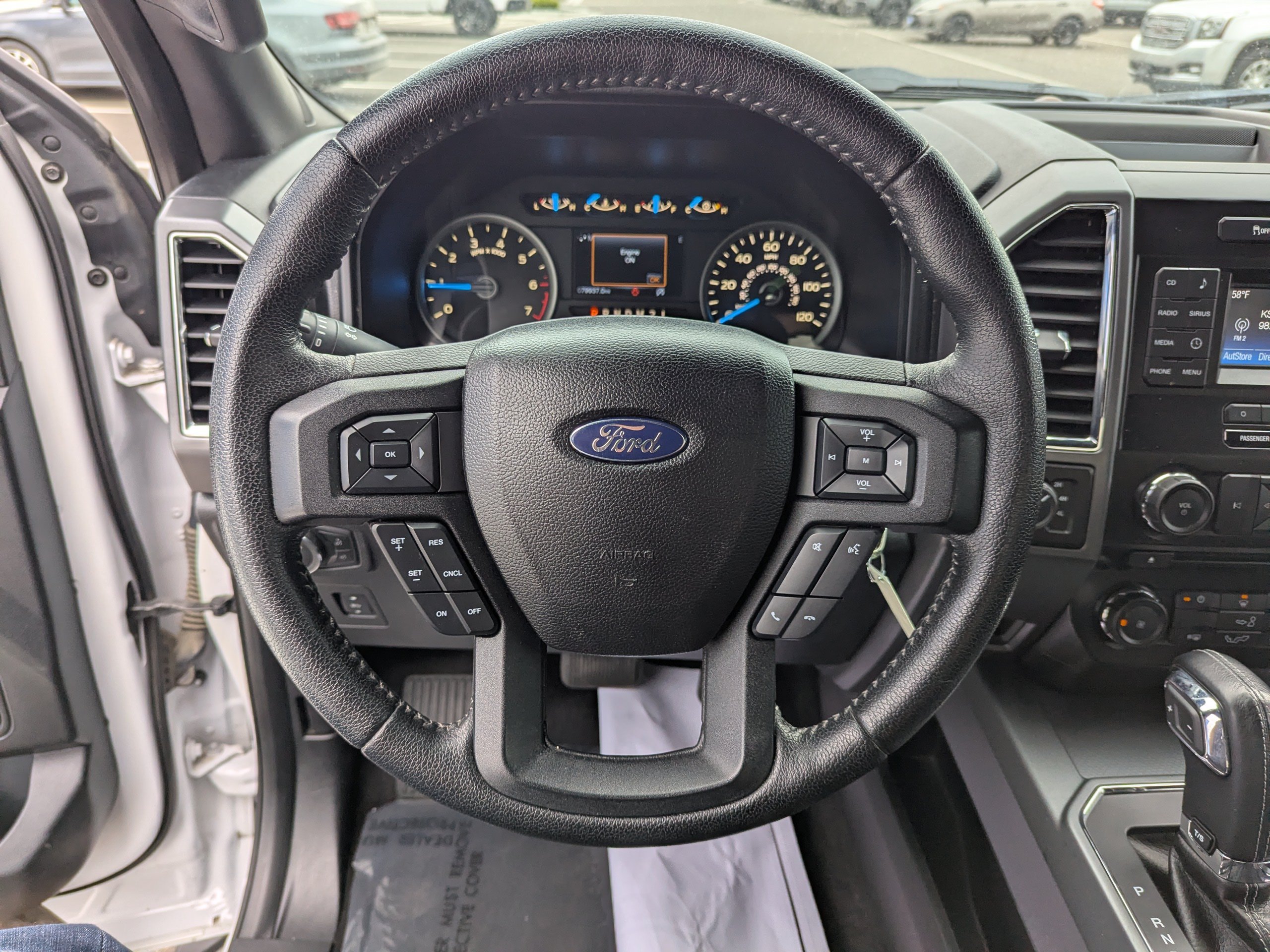 2015 Ford F-150 XLT - Photo 16