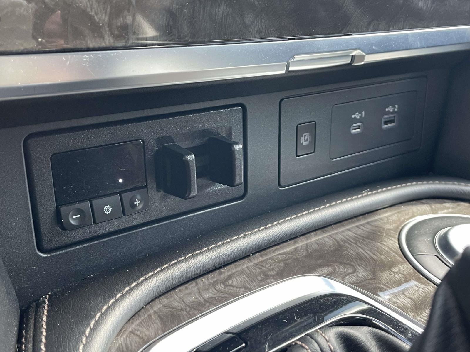 2023 Nissan Armada Platinum - Photo 20