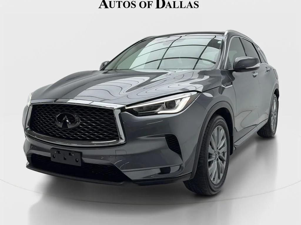 Used 2025 Gray INFINITI LUXE image 3