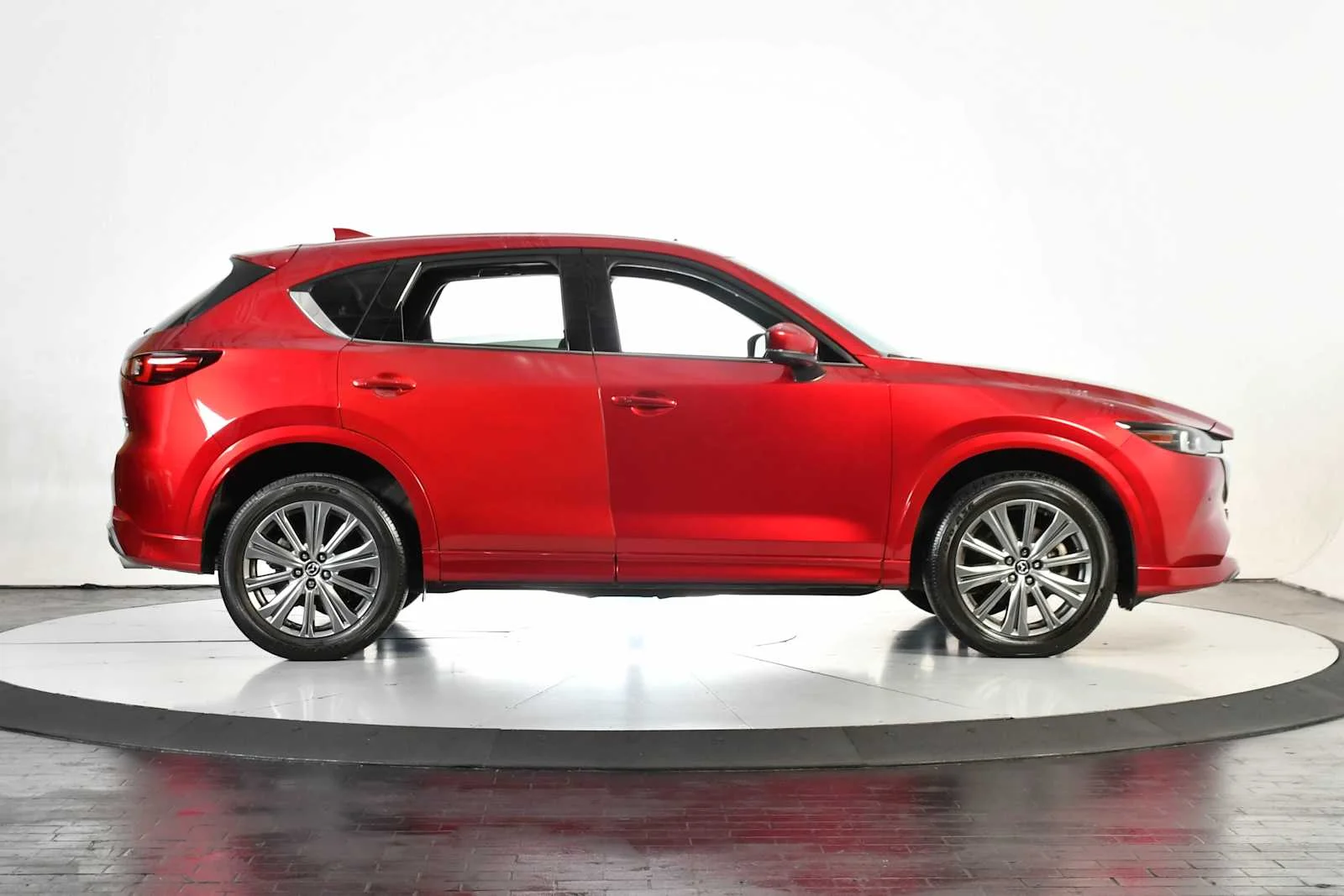 Used 2025 Soul Red Crystal Metallic Mazda 2.5 Turbo Signature image 6